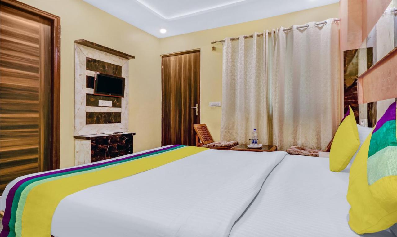 Itsy Hotels Royal Residency Sohana Екстер'єр фото