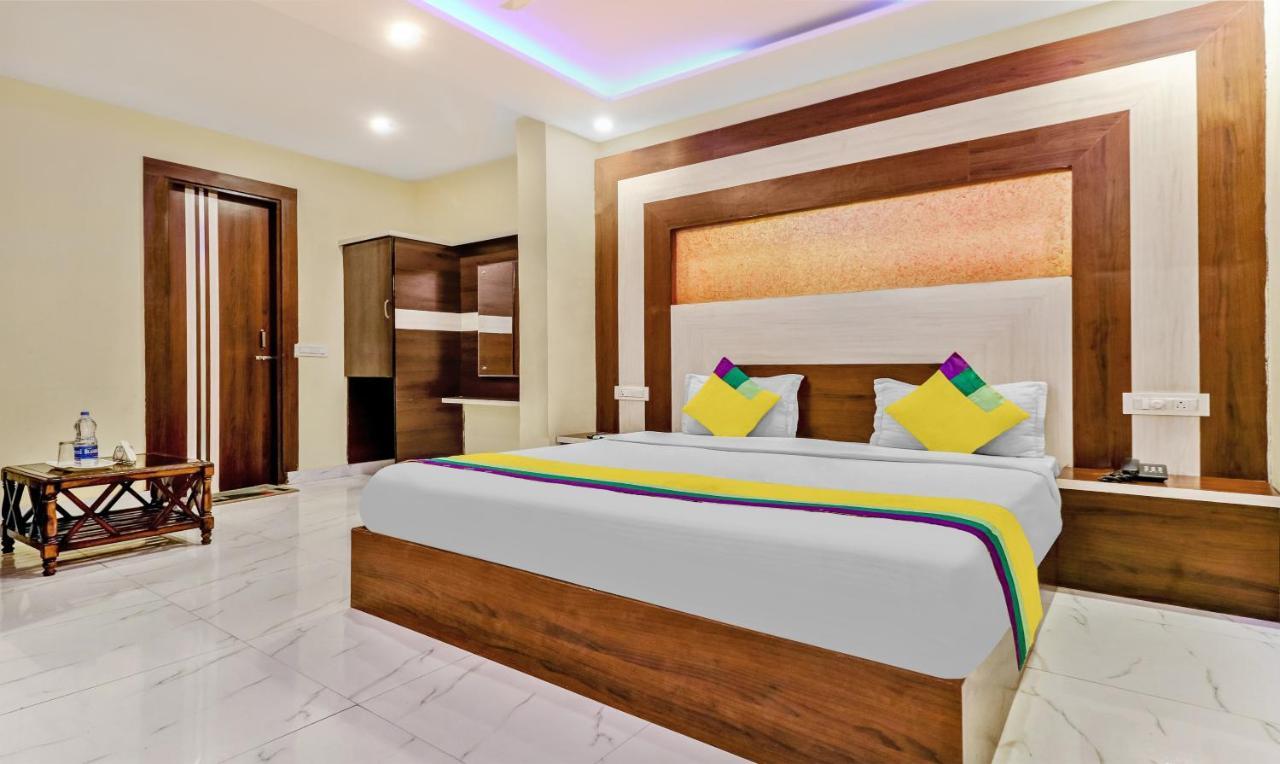 Itsy Hotels Royal Residency Sohana Екстер'єр фото