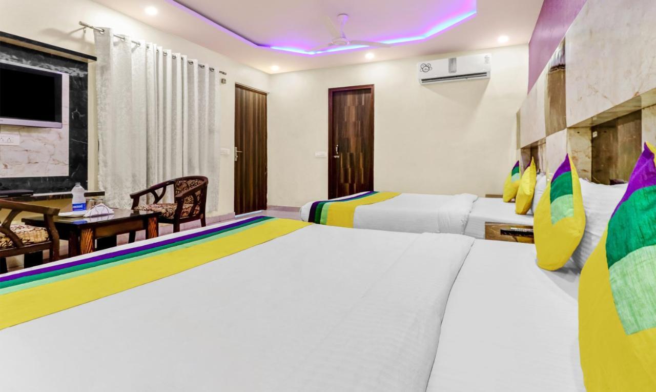 Itsy Hotels Royal Residency Sohana Екстер'єр фото