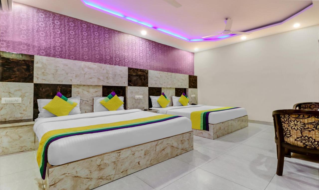 Itsy Hotels Royal Residency Sohana Екстер'єр фото